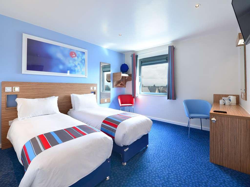 Travelodge Bridgwater M5 部屋 写真