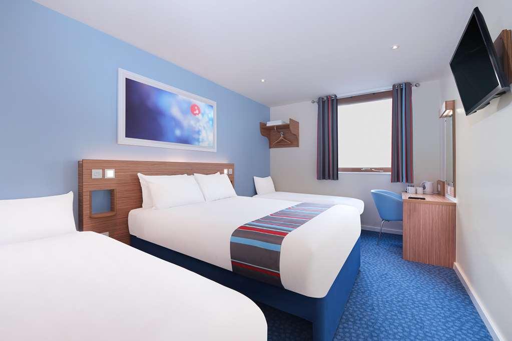 Travelodge Bridgwater M5 部屋 写真